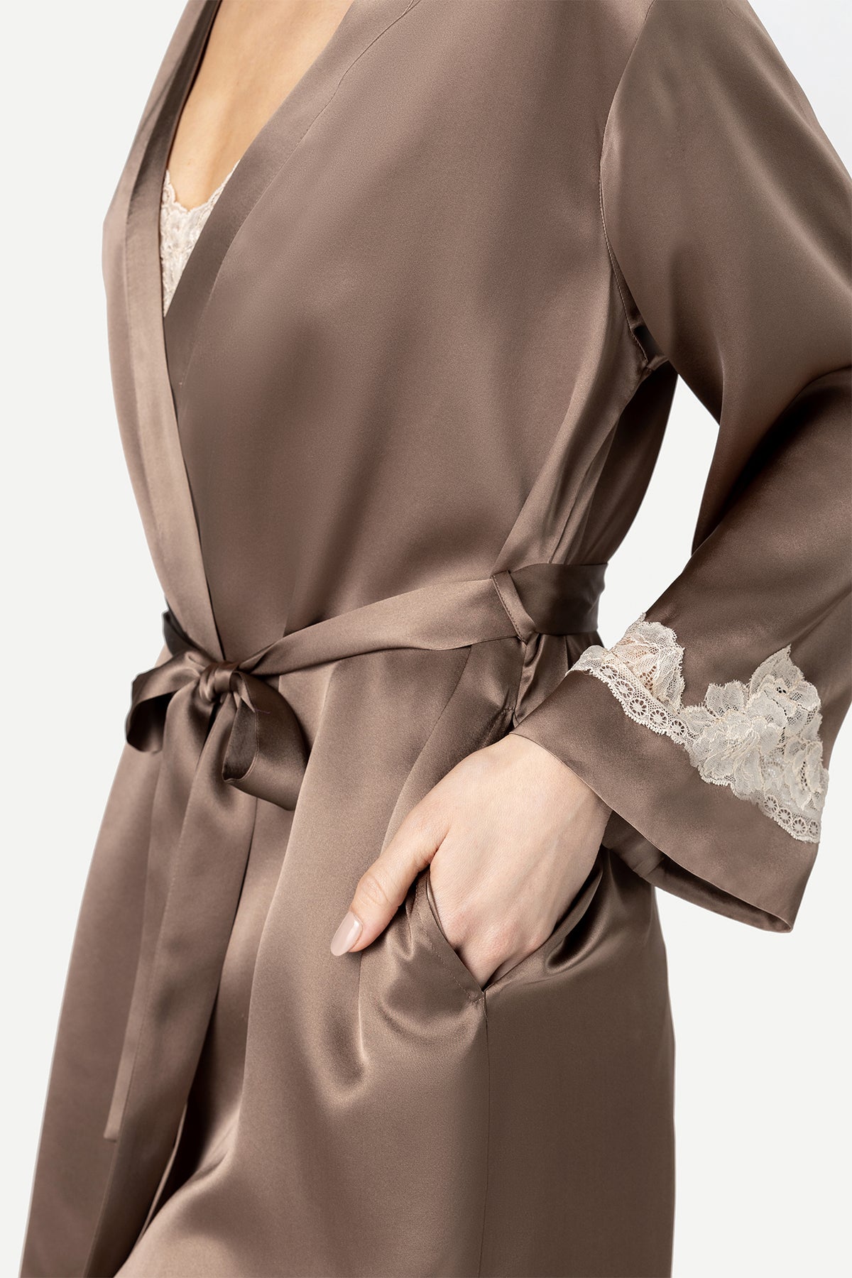 Morgan Iconic Short Silk Robe Short Robe NK iMODE 